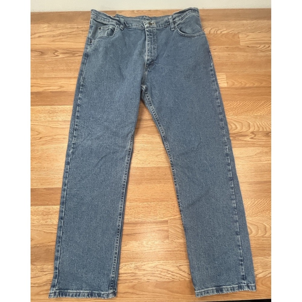 Wrangler Men's Straight Leg Jeans Size 38 x 32